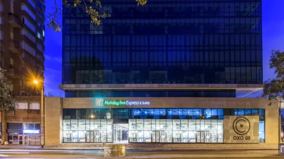 Holiday-Inn-Express-&-Suites-Bogota-DC-Exterior