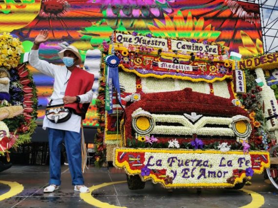 Feria de las Flores - Maduro Travel