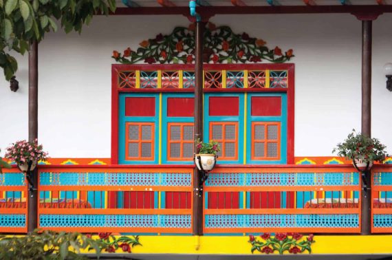 Colourful Jardin Antioquia - Maduro Travel