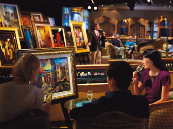 art-auction-onboard-wine-group-auctioneer