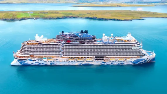 norwegian-prima-cruise-ship-exterior